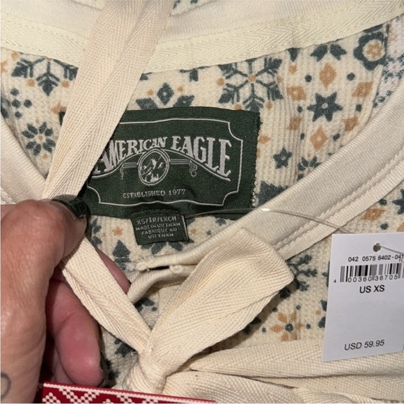 American Eagle Outfitters Floral Waffle Onesie XS NWT - Picture 6 of 7